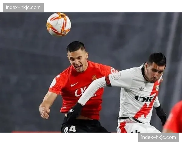 西甲保级大战通讯：加的斯与马略卡互交白卷，双双深陷降级区